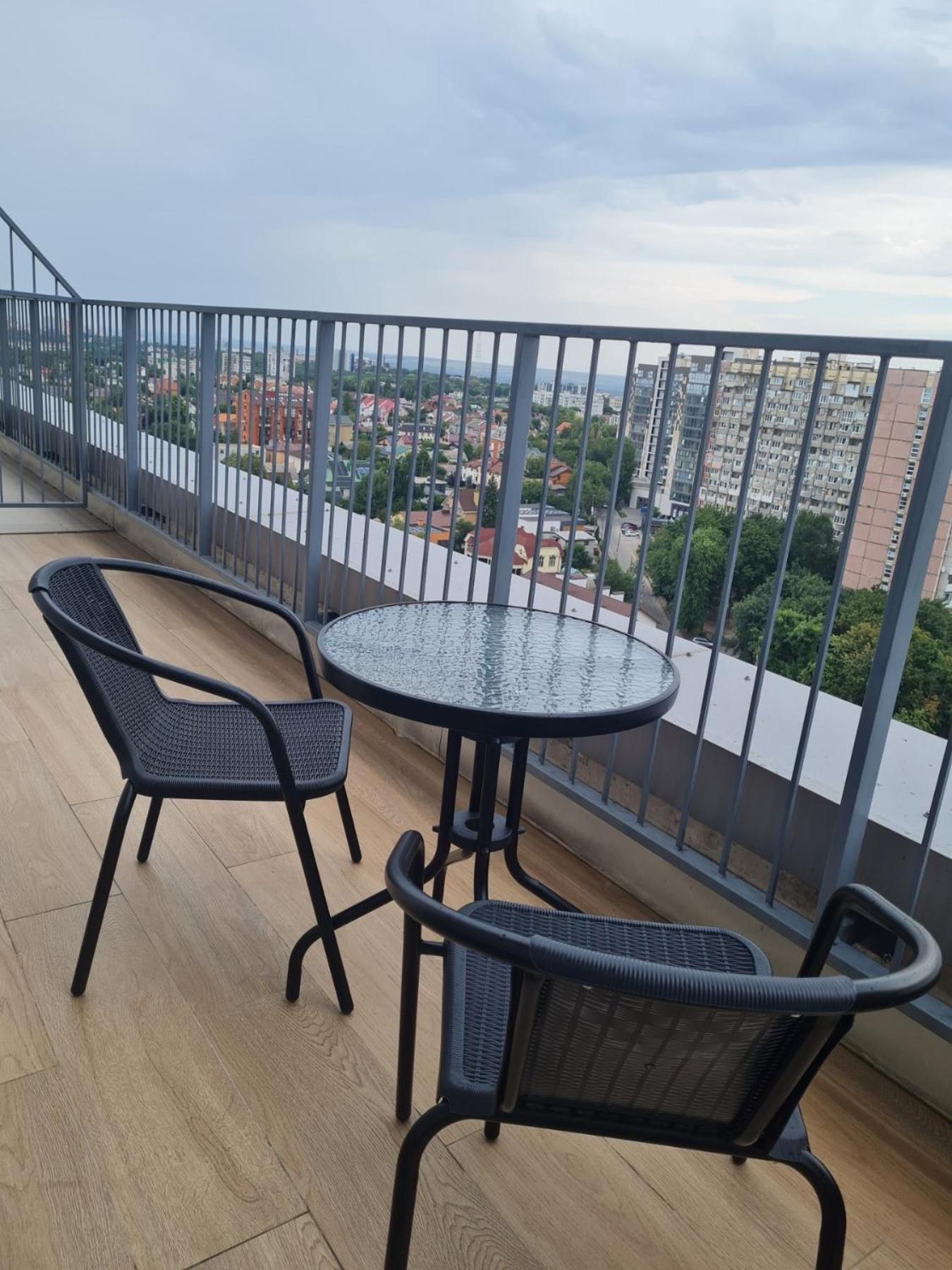 Apartplus - Затишні Апартаменти Dnipro Luaran gambar
